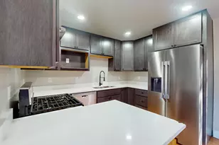 1033 E 51st Pl, Gary, IN 46409 - Photo 11