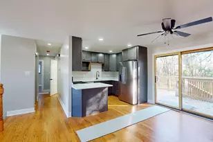 1033 E 51st Pl, Gary, IN 46409 - Photo 9