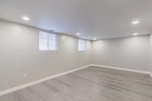 1033 E 51st Pl, Gary, IN 46409 - Photo 25