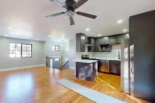 1033 E 51st Pl, Gary, IN 46409 - Photo 7