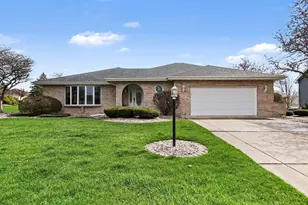 9241 Monix Dr, Saint John, IN 46373 - Photo 1