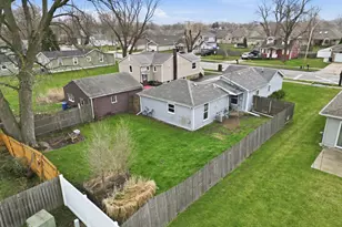 2623 Hart Rd, Highland, IN 46322 - Photo 3