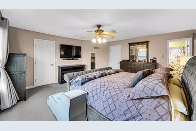 500 Countryshire Court, Griffith, IN 46319 - Photo 11