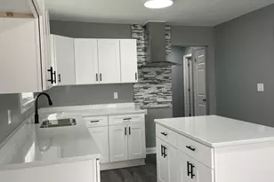 3362 Virginia St, Gary, IN 46409 - Photo 9