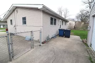 629 Superior St, Michigan City, IN 46360 - Photo 5