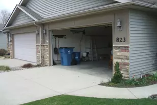 823 Daisy Cir NE, Demotte, IN 46310 - Photo 21