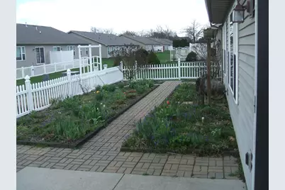 823 Daisy Circle NE #6a, Demotte, IN 46310 - Photo 17