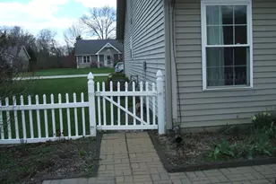 823 Daisy Cir NE, Demotte, IN 46310 - Photo 19