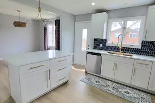 939 Devonshire Ln, Dyer, IN 46311 - Photo 9