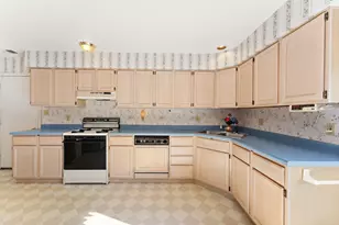 823 Spruce Ln, Schererville, IN 46375 - Photo 7