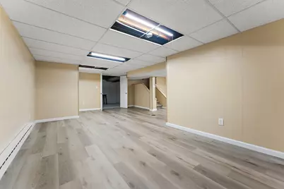 217 W 40th Place, Griffith, IN 46319 - Photo 15