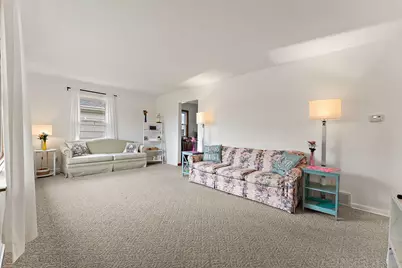 217 W 40th Place, Griffith, IN 46319 - Photo 3