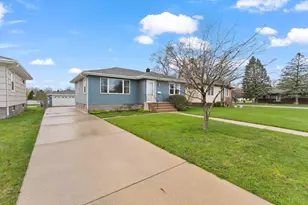 217 W 40th Pl, Griffith, IN 46319 - Photo 21