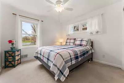 217 W 40th Place, Griffith, IN 46319 - Photo 11