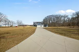 20411 Woodmar St, Lowell, IN 46356 - Photo 3