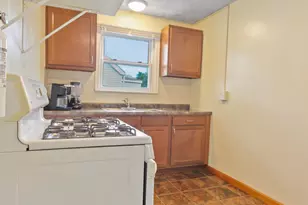 2804 Schrage Ave, Whiting, IN 46394 - Photo 5