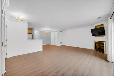 2649 Georgetowne #B2, Highland, IN 46322 - Photo 3