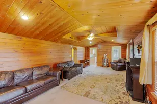 2402 Linda Rd, Valparaiso, IN 46383 - Photo 17