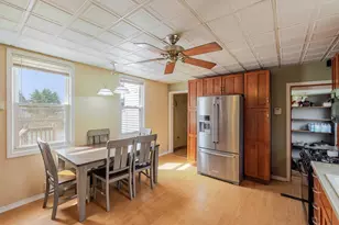 2402 Linda Rd, Valparaiso, IN 46383 - Photo 5