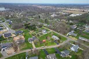 2402 Linda Rd, Valparaiso, IN 46383 - Photo 37
