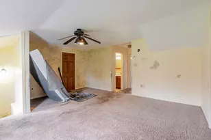 2402 Linda Rd, Valparaiso, IN 46383 - Photo 25