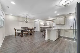 545 N Oakwood St, Griffith, IN 46319 - Photo 7