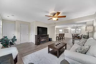 545 N Oakwood St, Griffith, IN 46319 - Photo 9