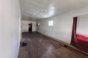 4833 McCook Ave, East Chicago, IN 46312 - Photo 5