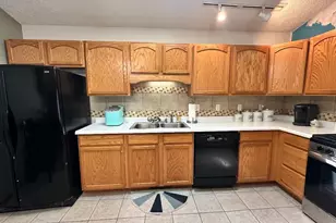 341 Brown Ct, Chesterton, IN 46304 - Photo 9