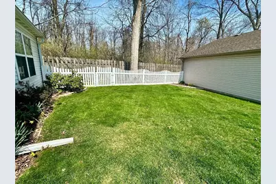 341 Brown Court, Chesterton, IN 46304 - Photo 3