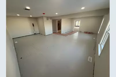 1910 Calumet (North-East Suite) Avenue, Valparaiso, IN 46383 - Photo 3