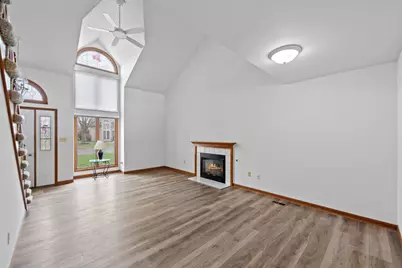 1361 W 94th Court, Crown Point, IN 46307 - Photo 5