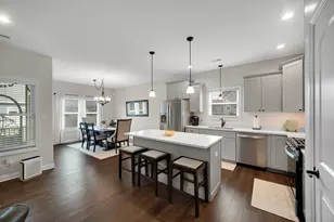 499 Cherrywood Ln, Chesterton, IN 46304 - Photo 5