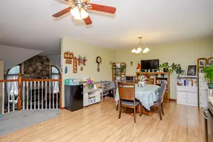 15 Vine Dr, Hebron, IN 46341 - Photo 7