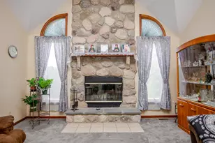 15 Vine Dr, Hebron, IN 46341 - Photo 3