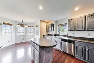 766 Wigeon Ct, Valparaiso, IN 46385 - Photo 11