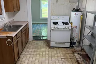 222 W Prairie Ave W, Goodland, IN 47948 - Photo 11