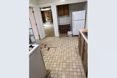 222 W Prairie Avenue W, Goodland, IN 47948 - Photo 9