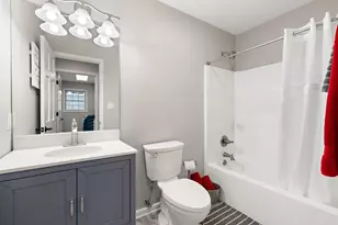 82 Scotscraig Dr, Valparaiso, IN 46385 - Photo 23