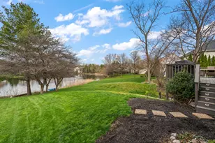 82 Scotscraig Dr, Valparaiso, IN 46385 - Photo 3