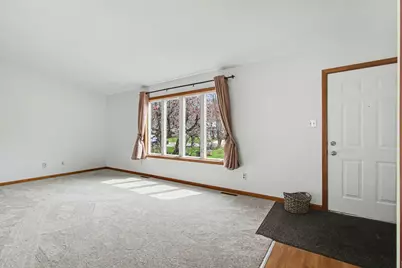 1412 Essex Drive, Chesterton, IN 46304 - Photo 5