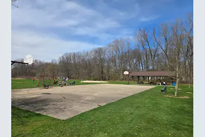 1412 Essex Drive, Chesterton, IN 46304 - Photo 37