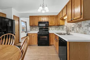 1412 Essex Dr, Chesterton, IN 46304 - Photo 13