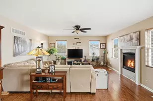 340 W 126th Pl, Crown Point, IN 46307 - Photo 7