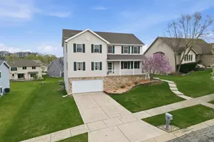 340 W 126th Pl, Crown Point, IN 46307 - Photo 3