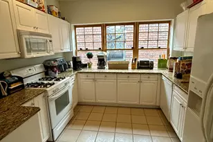 532 Connecticut St, Gary, IN 46402 - Photo 5