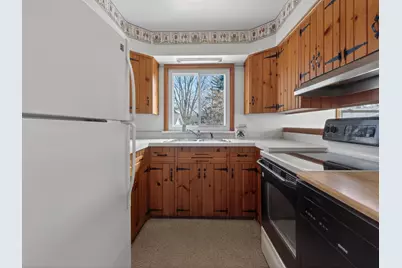 701 S Rose Avenue, Kouts, IN 46347 - Photo 5