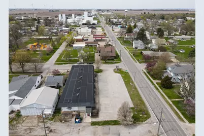 3 E Division Street, Remington, IN 47977 - Photo 9