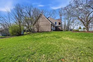 188 Amhurst Pl, Valparaiso, IN 46385 - Photo 33