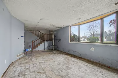 619 E 13th Street, Hobart, IN 46342 - Photo 3